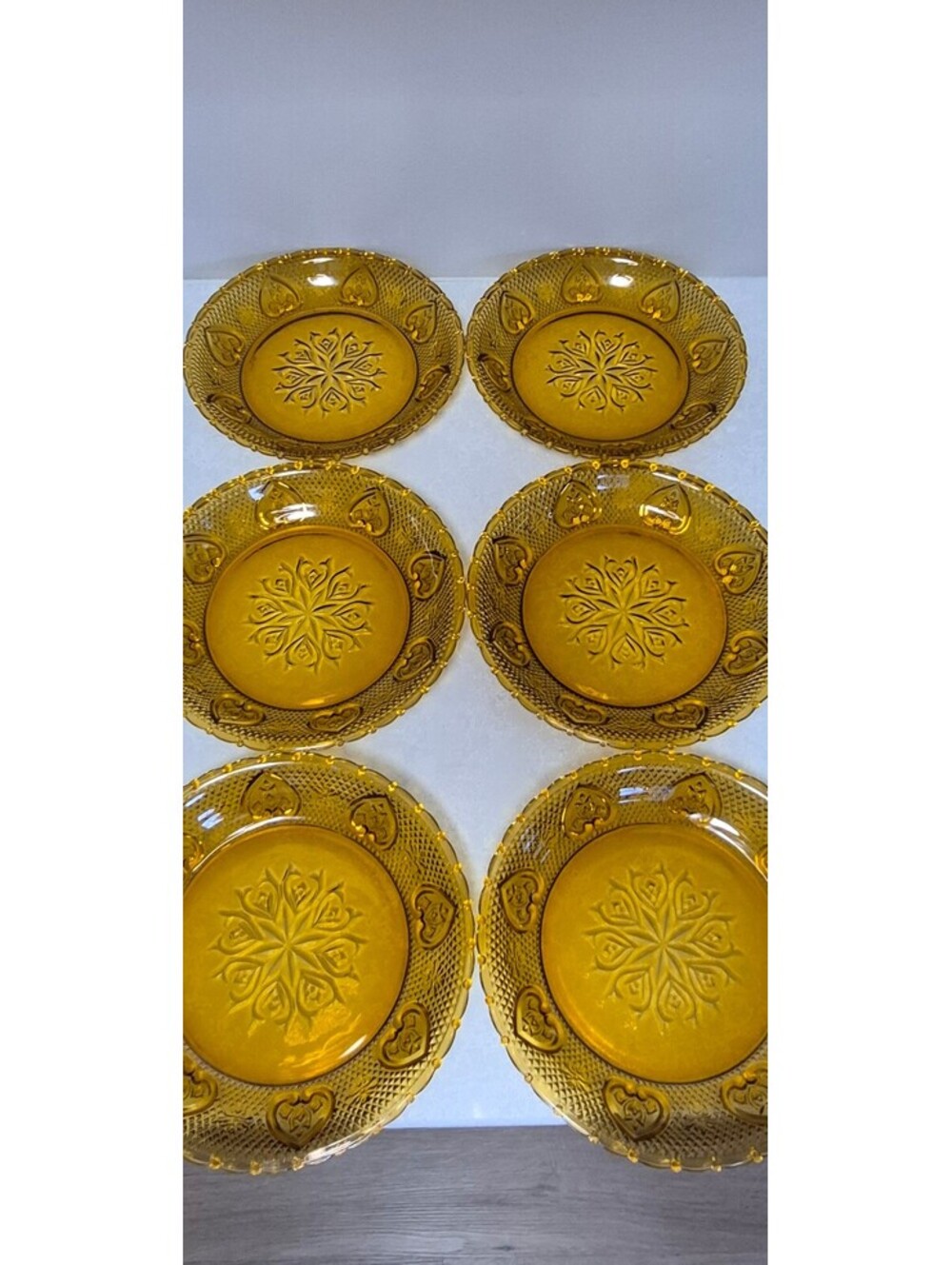 Vintage Pasari Indonesia Amber Pressed Glass Bowls – Set of 6 Hearts Pattern
